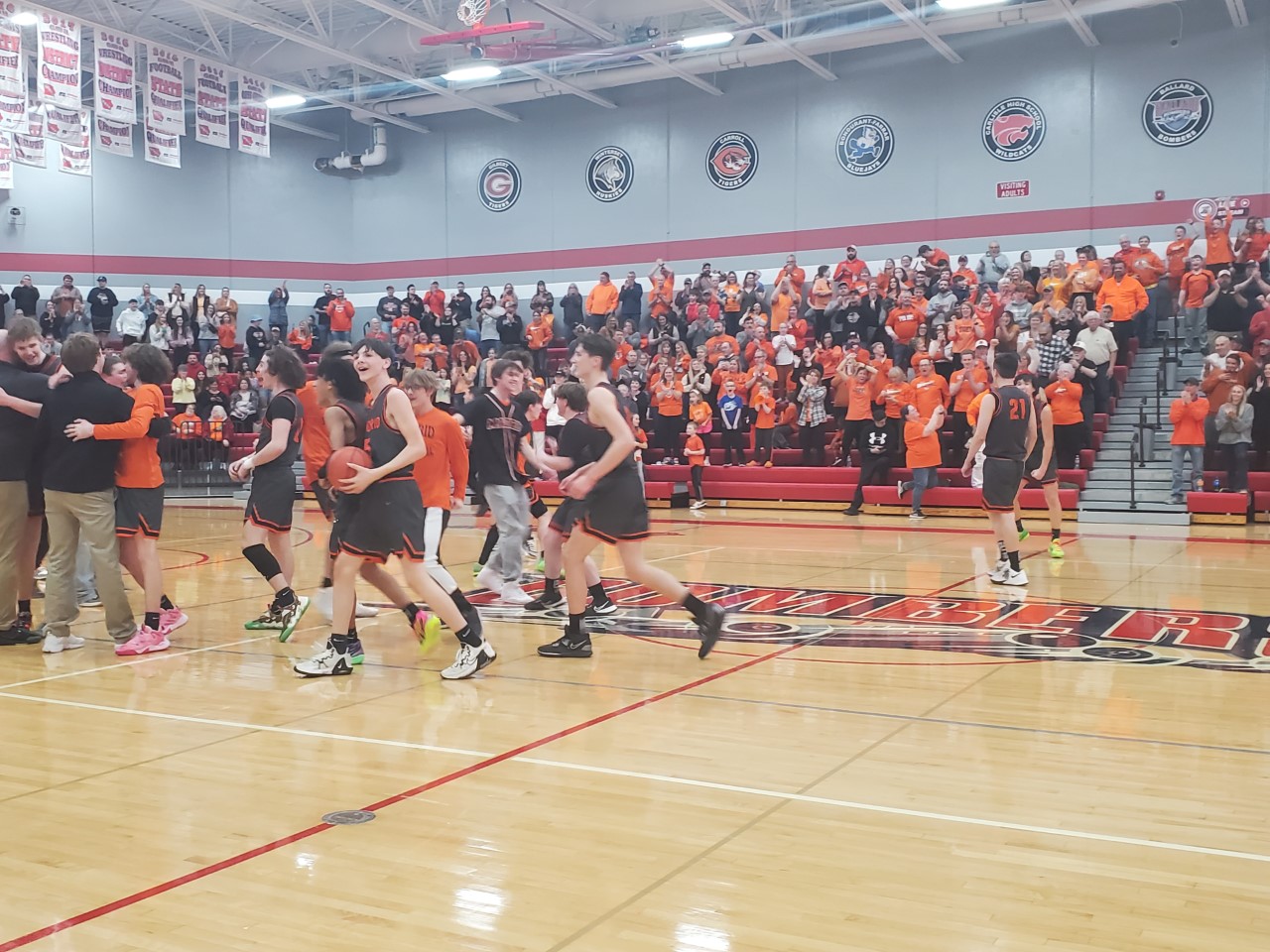 Madrid Boys Basketball team heading to state (with postgame interview and state opponent)